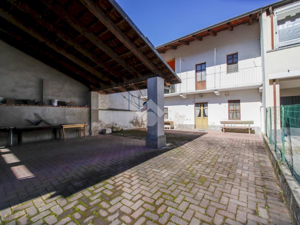 Semi-detached house Via trento, Bosconero - photo 1