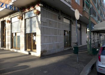 Shop Corso Traiano, Torino (neighborhood Mirafiori Sud) - photo 2