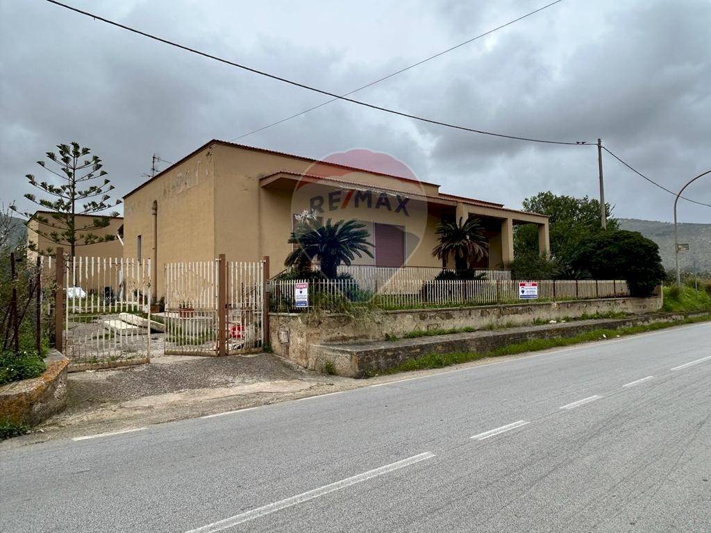 Casa indipendente Via Dei Marmi, Valderice - foto 2