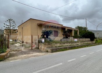 Casa indipendente Via Dei Marmi, Valderice - foto 2