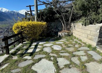 Giardino - Bilocale Rue du Coutumier, Aosta - foto 3