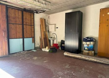 Box auto - Bilocale Rue du Coutumier, Aosta - foto 10