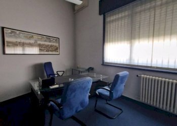 . - Ufficio via Varese, 2, Lainate - foto 8