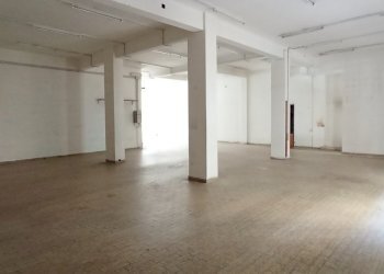 IMG_20240311_151500.jpg - Locale Commerciale Ragusa - foto 1