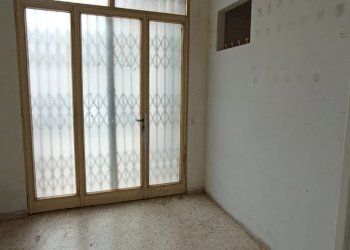 IMG_20240311_151736.jpg - Locale Commerciale Ragusa - foto 10