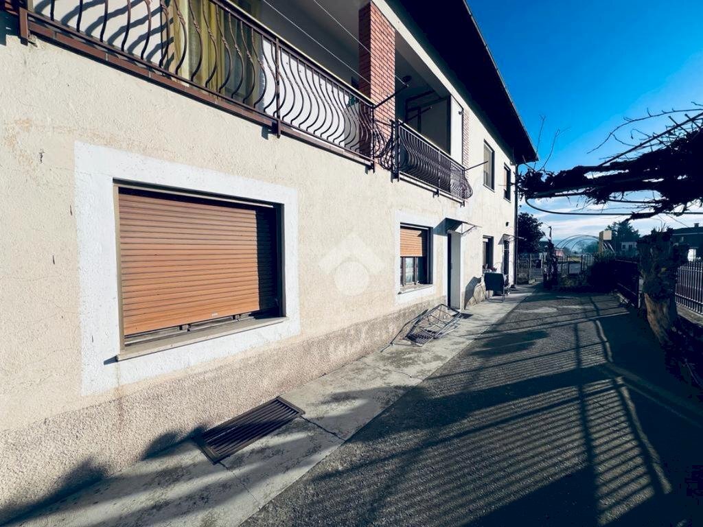 Two-room apartment Via Saluzzo, Revello - photo 2