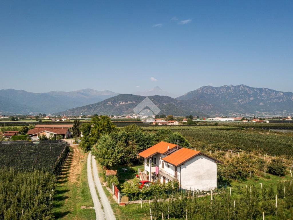 Independent house Via Nitte, Revello - photo 3