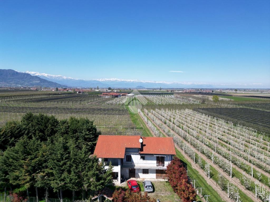 Independent house Via Nitte, Revello - photo 3