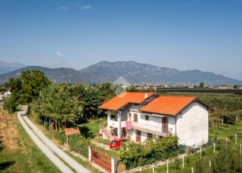 Independent house Via Nitte, Revello - photo 4