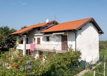 Independent house Via Nitte, Revello - photo 5