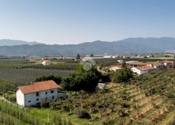 Independent house Via Nitte, Revello - photo 6