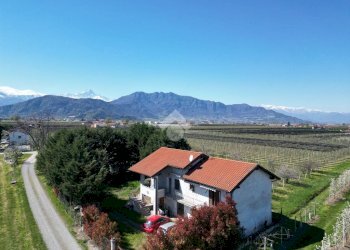 Independent house Via Nitte, Revello - photo 1