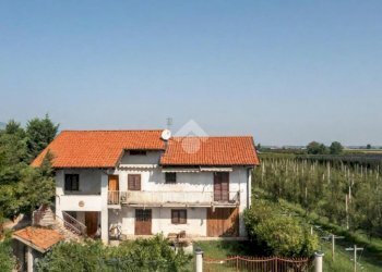 Independent house Via Nitte, Revello - photo 4