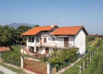 Independent house Via Nitte, Revello - photo 18