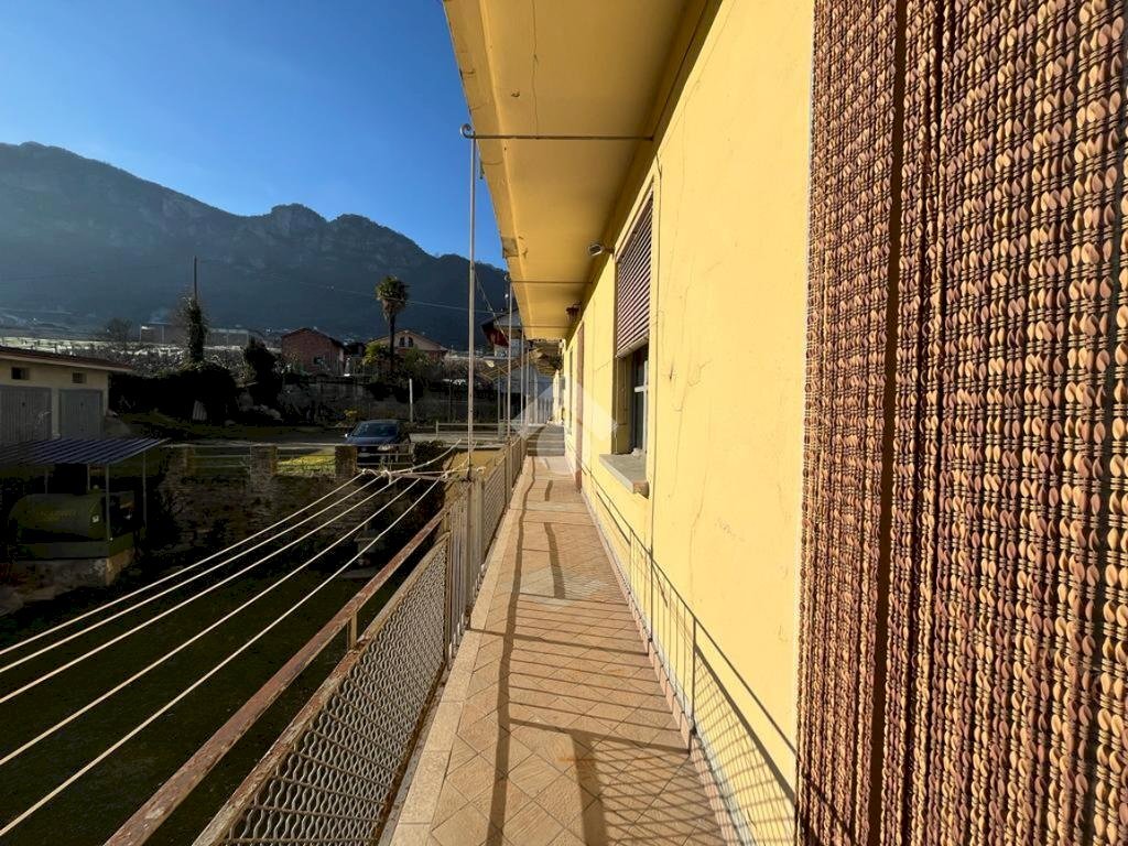 Four-room apartment Via Madonna Occa, Envie - photo 3