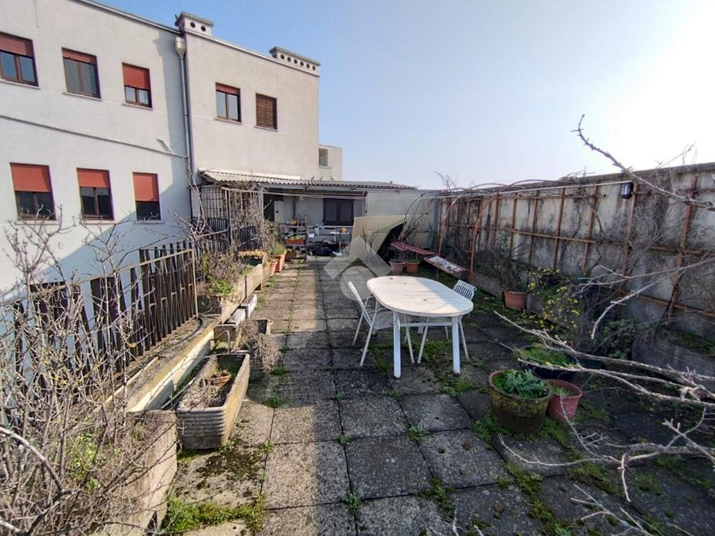 Appartamento Corso Novara, Vigevano - foto 2