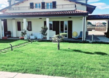 Villa Via Delle Cascine, Rimini - foto 1