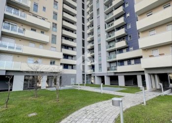 Box Via Castellanza, Milano (zona Gallaratese) - foto 9