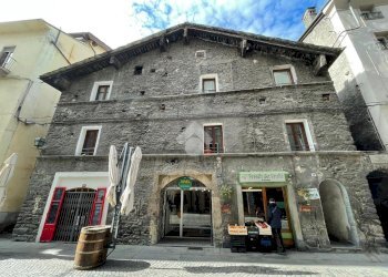 Bilocale Via Croix de Ville, Aosta - foto 1
