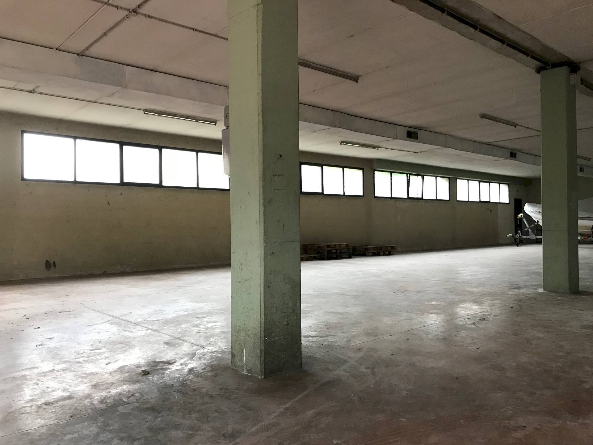 Capannone Treviso - foto 3