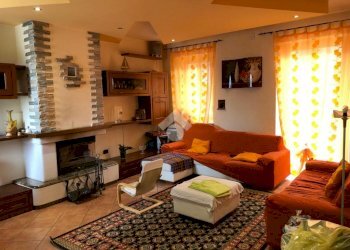 Villa vicolo campi, Recetto - foto 1