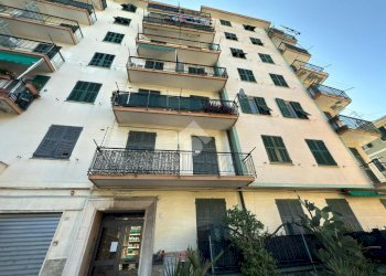 Two-room apartment Via alassio, Genova (neighborhood Voltri) - photo 2