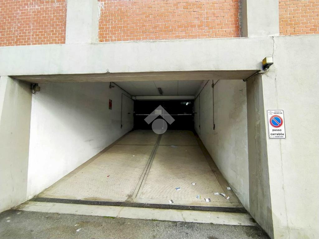 Box Via Voltri, Genova (neighborhood Voltri) - photo 2