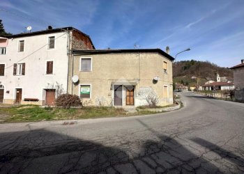 Casa semi indipendente Via Damonte, Pallare - foto 1
