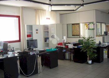 Office viale Togliatti, Bologna (neighborhood Borgo Panigale) - photo 3