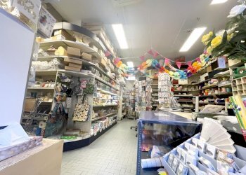 Negozio Via Andrea Agnello, Ravenna - foto 7