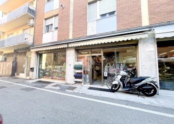 Negozio Via Andrea Agnello, Ravenna - foto 12