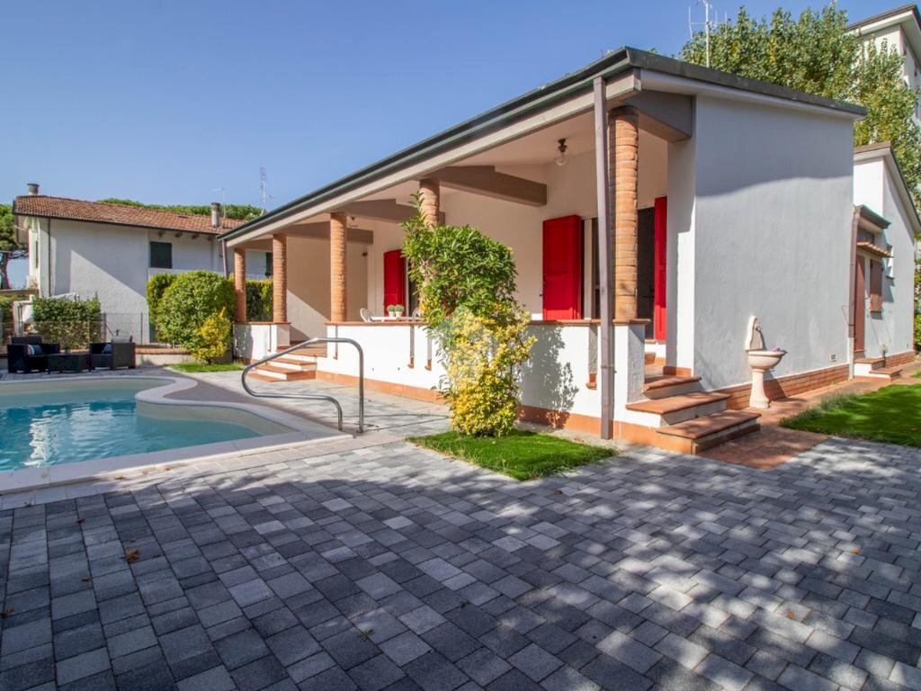 Villa Via Leone Pancaldo, Ravenna (neighborhood Lido di Classe) - photo 1