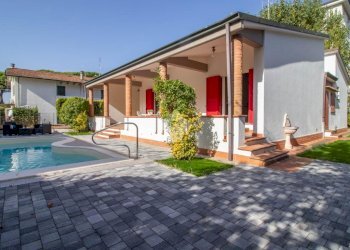 Villa Via Leone Pancaldo, Ravenna (zona Lido di Classe) - foto 1