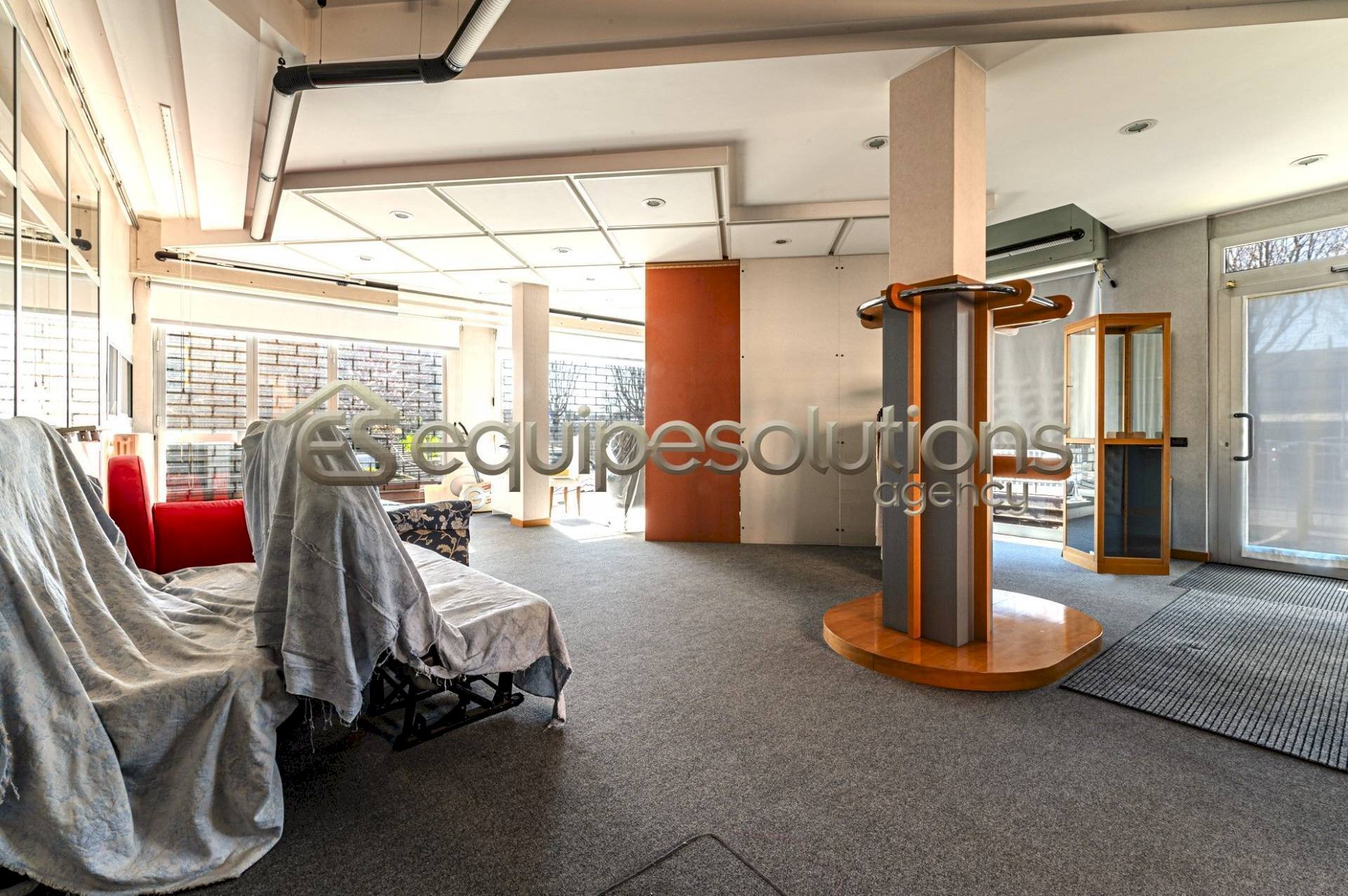 Commercial Premises Via Buonarroti, Gorle - photo 1
