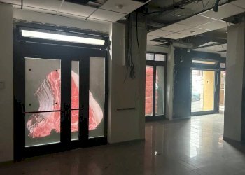 Interno non residenziale - Shop largo San Francesco da Paola, Genova - photo 14