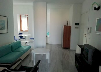 WhatsApp Image 2024-03-12 at 16.56.30 (3).jpeg - Three-room apartment Ragusa - photo 2