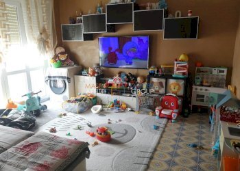 1249361-toqz7sc9.jpg - Trilocale Via Argine Destro Carrione 29BIS, Carrara - foto 2