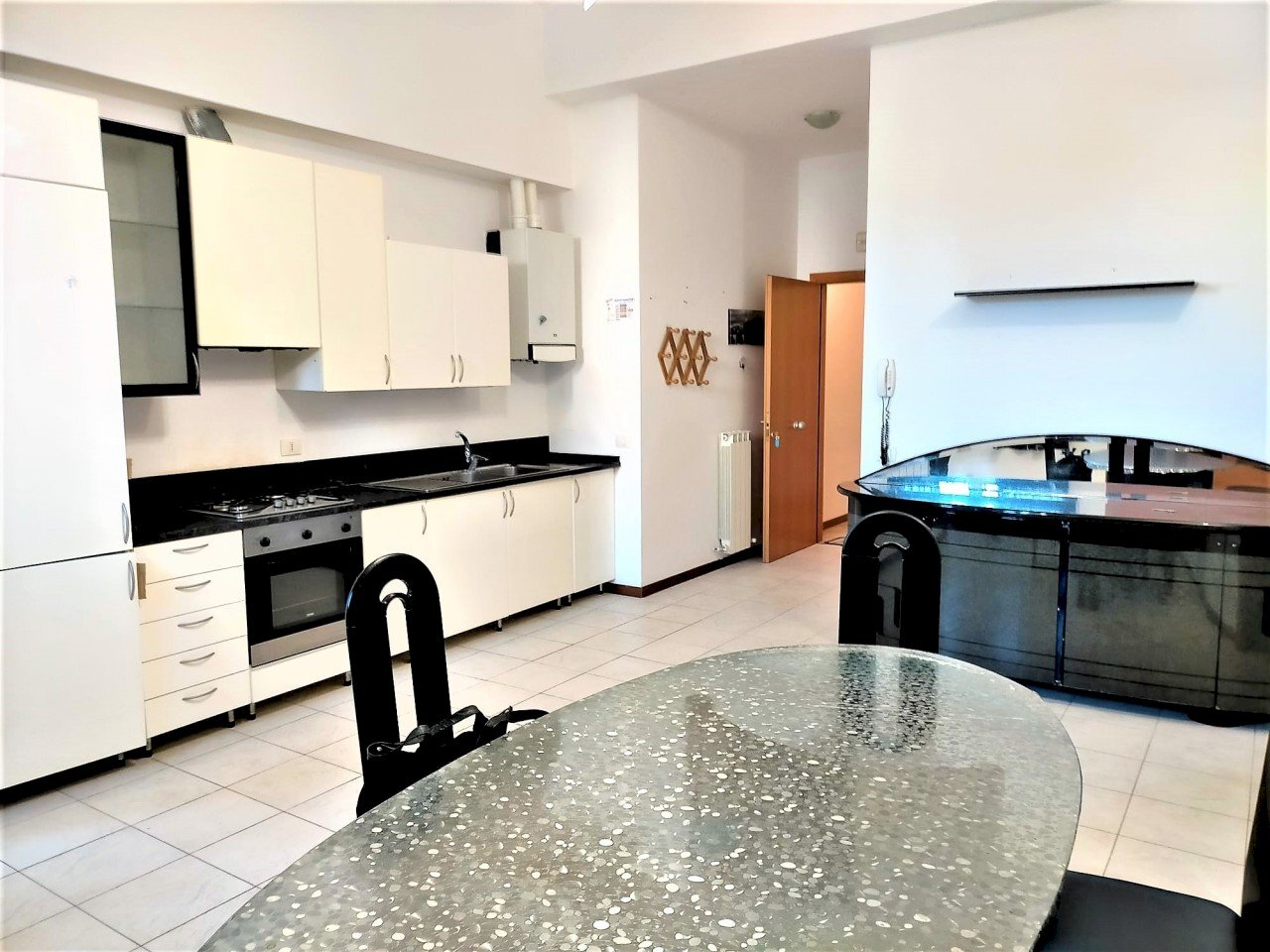 CUCINA-SOGGIORNO - Appartamento Ostra Vetere - foto 1