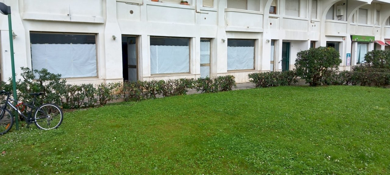 A13  29APR23 154.jpg - Locale Commerciale VIALE ALCIONE 139B, Francavilla al Mare - foto 2