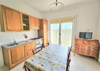 Two-room apartment Via Filzi, Diano Marina - photo 2
