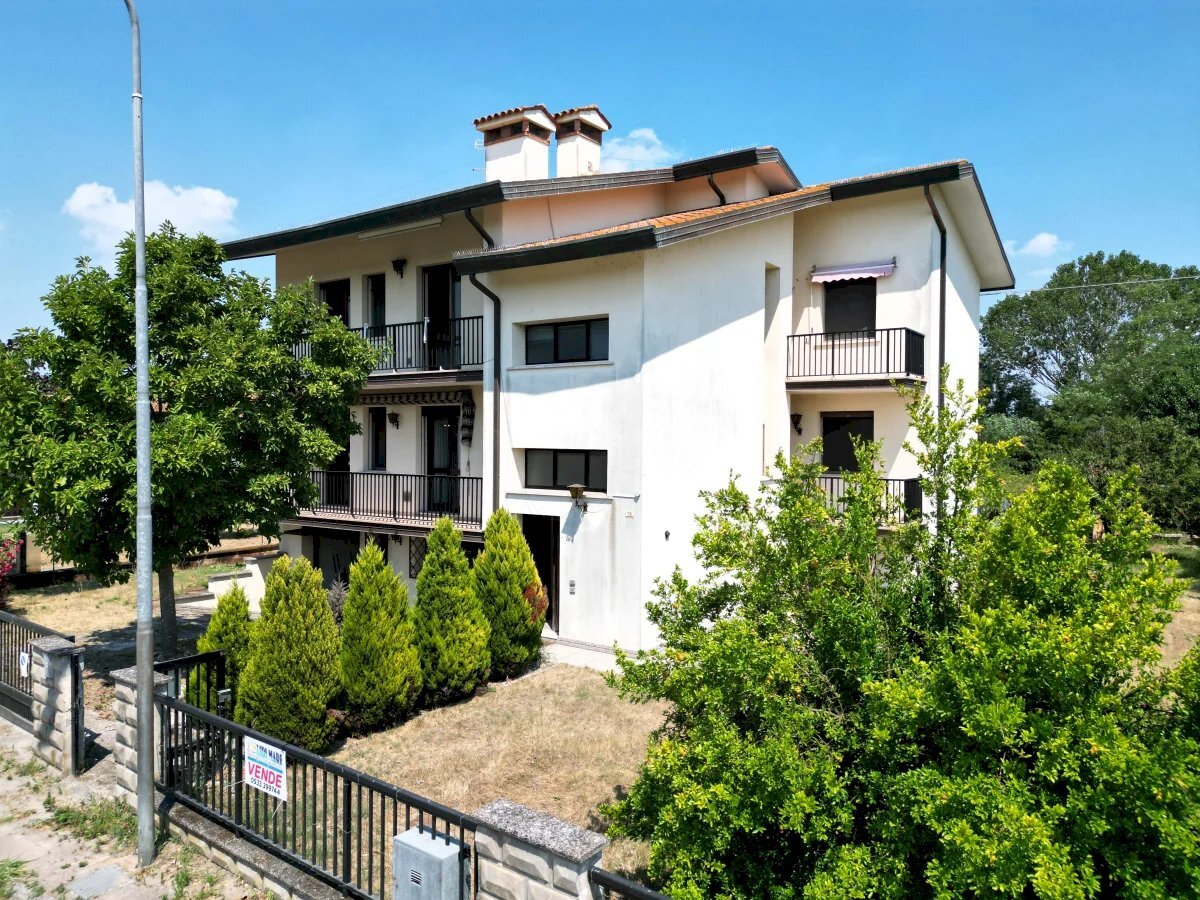 Four-room apartment Comacchio - photo 3