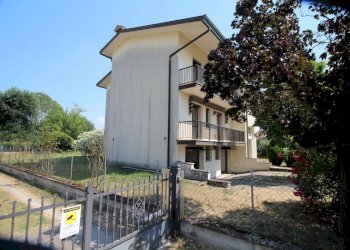 Four-room apartment Comacchio - photo 4