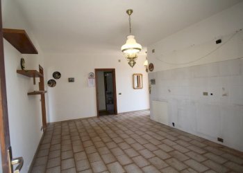 Four-room apartment Comacchio - photo 16