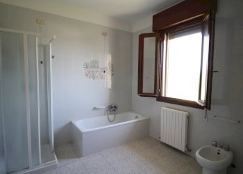 Four-room apartment Comacchio - photo 35