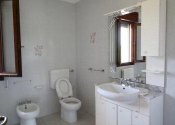 Four-room apartment Comacchio - photo 36