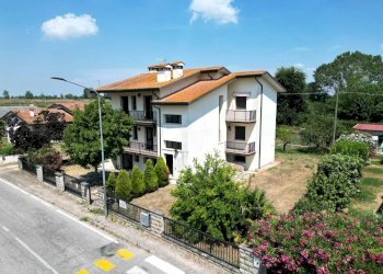 Four-room apartment Comacchio - photo 38