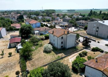Four-room apartment Comacchio - photo 40
