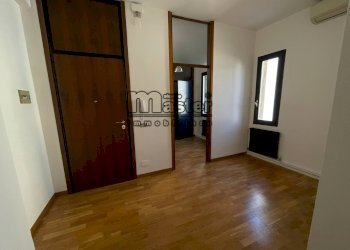 Ufficio corso del popolo, Treviso (zona Centro Storico) - foto 12