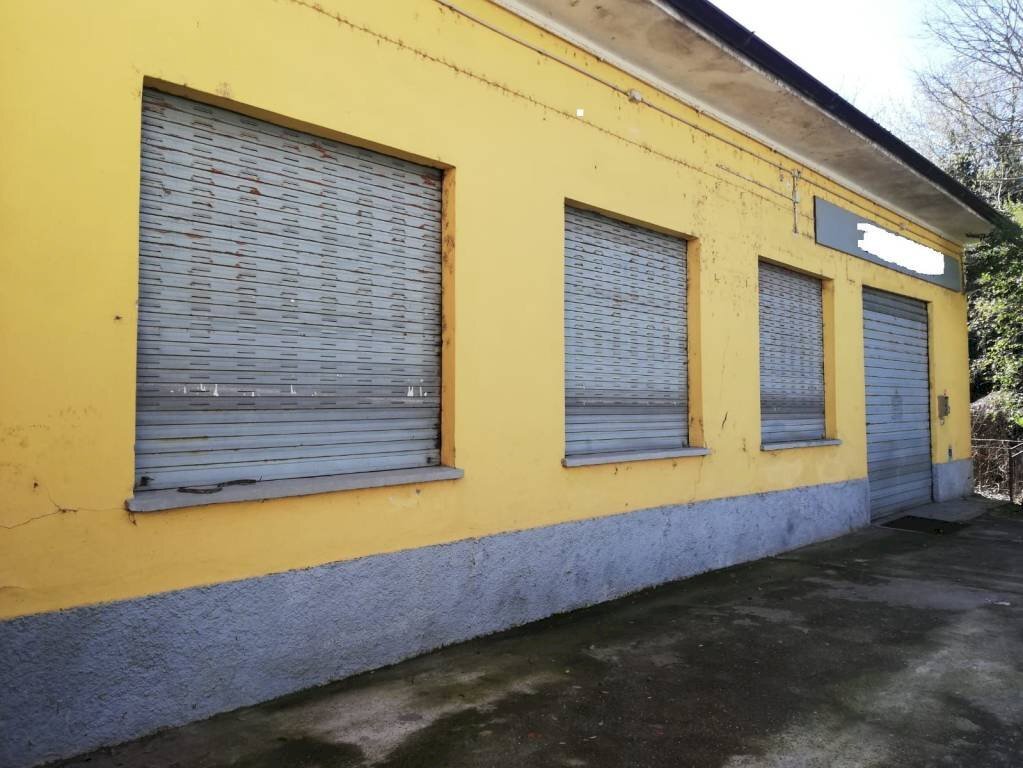 esterno - Capannone via Alessandro Brambilla, Pavia - foto 1