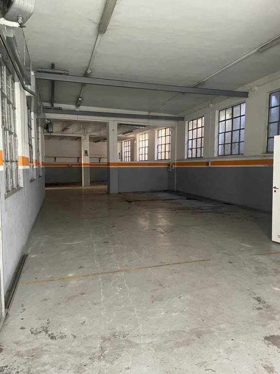 interno - Capannone via Alessandro Brambilla, Pavia - foto 2